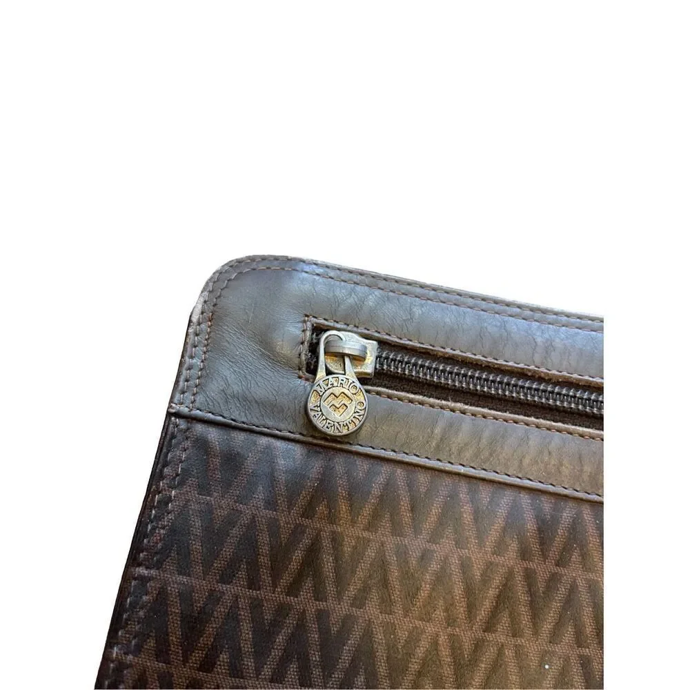 Valentino (Mario)- Clutch
